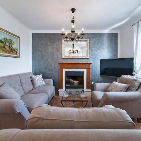 Villa Anima, Stanici, Near Omis Exteriér fotografie